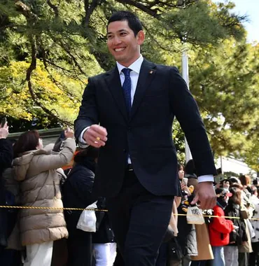 栗原陵矢、2025年シーズンへの軌跡：活躍と将来性への期待 (ソフトバンク)栗原陵矢の2024年〜2026年の活躍と、チームでの役割