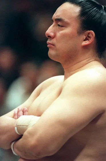 評伝：元関脇・寺尾死去 きっぷ良し、土俵の華 
