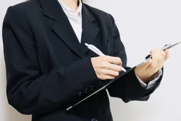 親が子どもに就いてほしい職業1位「公務員」 2位は男子「医師」、女子「看護師」 