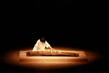 野坂操壽×沢井一恵 箏 ふたりのマエストロ全国ツアー「変絃自在 ...