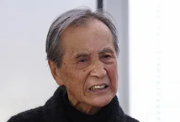 縁に導かれた医師役「白い巨塔」の山本學さん老いを語る/上