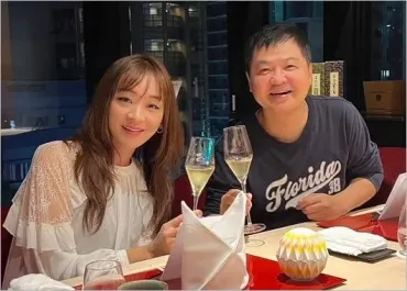 月亭方正と家族の絆！妻・亜耶さんとの出会いから落語家としての成功まで？月亭方正、結婚生活と落語家人生を支える家族の愛