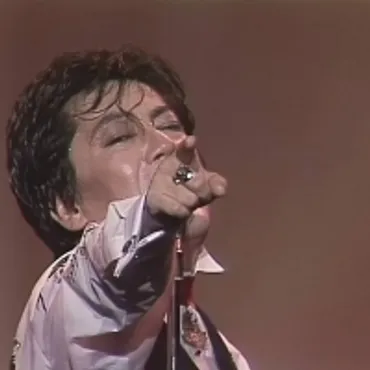 沢田研二、古希と音楽への情熱を語る！さいたまスーパーアリーナ騒動から未来への展望？ジュリー、不屈の音楽魂：時代を彩る歌声と、今もなお輝き続けるその姿。