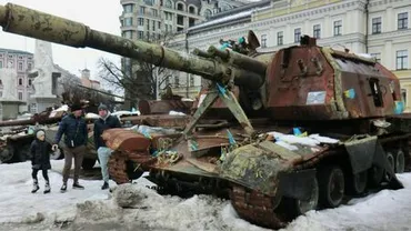 東洋英和女学院高等部】華麗なる卒業生人脈!女優の高峰三枝子、長岡輝子、デザイナーの芦田多恵…《芸能&文化人&学者編》(ダイヤモンド・オンライン)