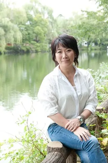 村山由佳、作家人生の変化とは？最新作『ラヴィアンローズ』から紐解くその生き方とは？『ラヴィアンローズ』、軽井沢での生活、離婚と価値観の変化