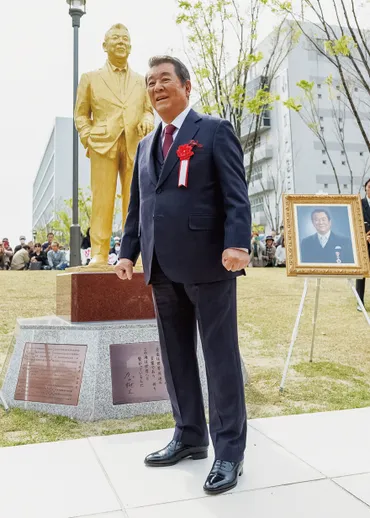 金色に輝く加山雄三像 湘南サウンドを後世へ 神奈川県 茅ヶ崎商工会議所 セレクト地域短信