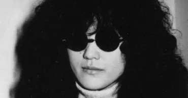 ニッポンへの発言:キーワード 森田童子の謎=中森明夫