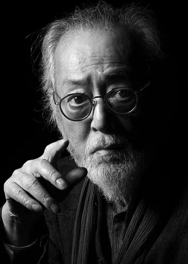 仲代達矢「黒沢明監督の『乱』では城が焼け落ちる瞬間に脱出。あの時代の映画の撮影は命がけだった。共同制作者でもあった妻・宮崎恭子に支えられて」【連載】名優たちの転機・思えば罪な生業だ<前編>