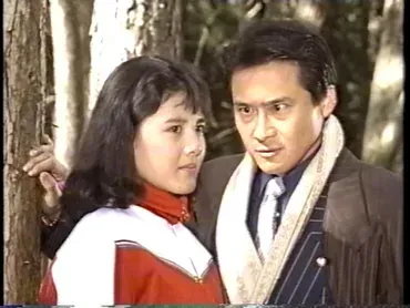 土家里織の現在？ 女優からネイリスト、ベリーペイントアーティストへ、家族愛と輝く未来とは？土家里織の華麗なる転身：女優からネイリスト、ベリーペイントアーティスト、そして母として