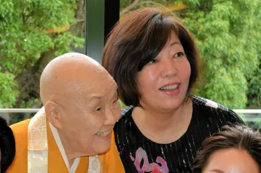 林真理子さんが見た寂聴さん「意地の悪さも魅力」「女性作家の支え」:朝日新聞