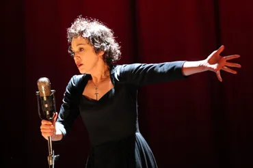 上演15周年記念公演『ピアフ』