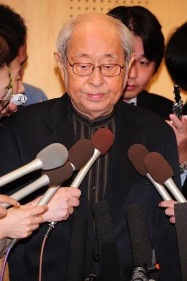 長門裕之 南田洋子さん死去、緊急会見 