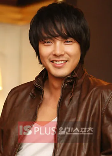 パク・ヨンハの四十九日法要に多数の日本人ファン 