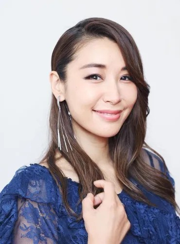 パスポートなくして、賞取った！」鈴木紗理奈、初主演映画「キセキの葉書」を語る : 映画ニュース 