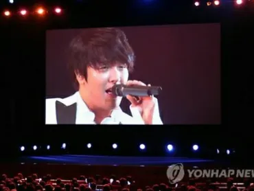 パク・ヨンハ、日本で愛された軌跡とは？没後も輝き続ける韓流スターの魅力に迫る？日本を熱狂させたパク・ヨンハの足跡：フィルムコンサート、追悼イベント、そしてファンとの絆