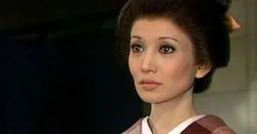 浅丘ルリ子の生涯：波乱万丈な幼少期から日活、そして現在まで？浅丘ルリ子の知られざる過去：満州、タイ、そして女優への道