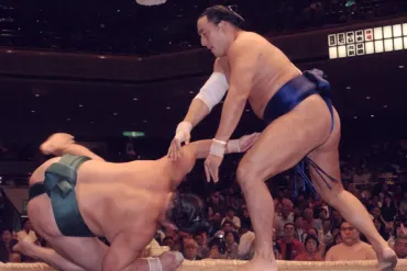 元関脇・寺尾 引退間際に夫人に語っていた「最初で最後のお願い」 