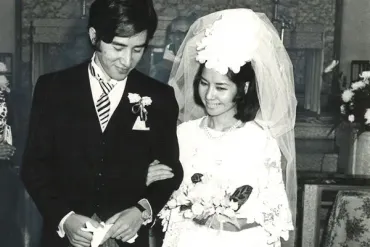 本誌秘蔵写真】田村正和さんの挙式姿…50年添い遂げた夫婦愛 