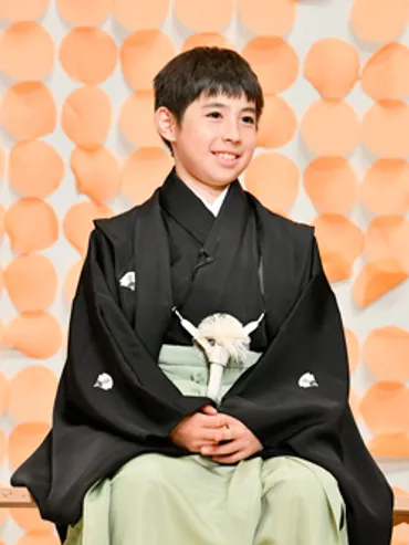 團菊祭五月大歌舞伎」初代尾上眞秀初舞台祝幕をお披露目