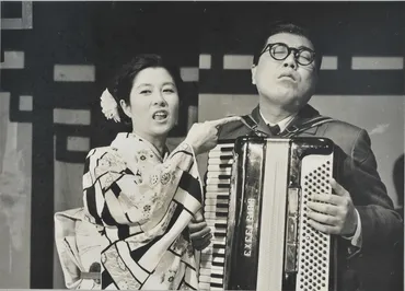 藤山直美の復帰舞台『おもろい女』が開幕！ 早逝の天才漫才師の壮絶な半生を描く 