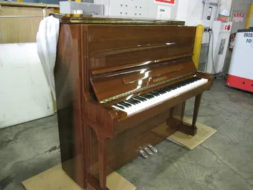 ベヒシュタイン（C.BECHSTEIN）世界最高峰アップライトピアノ『コンサート８』 : おんぷちゃんのひとりごと♪ Byたかまつ楽器