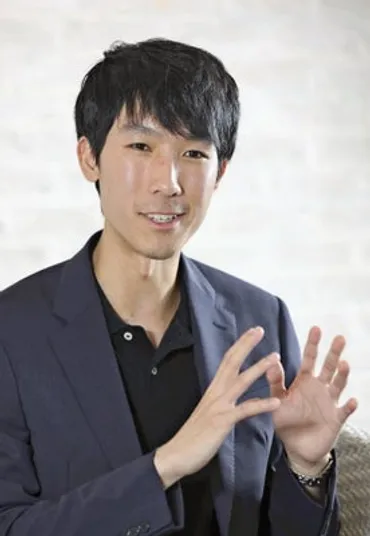 ３月に来日するエリック・ルー…叙情と洗練のピアノ、若手の仲間ケイト・リウと共演 : 読売新聞