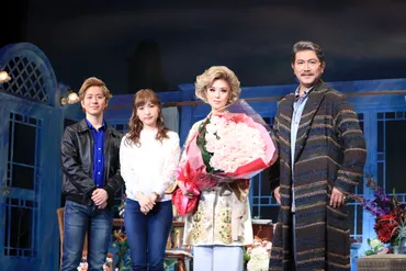 大地真央、誕生日のサプライズに涙 神田沙也加「これからもずっと追い掛けていく」 