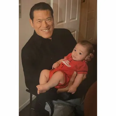 パパは゛最低゛だけど゛最高゛「誰かの ために全力投球」という゛猪木イズム゛ を受け継ぎ、看護師を志した娘・寛子