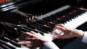 ショパンコンクール〉ヤマハが゛スタインウェイの牙城゛に挑む意義――コンクールは｢400mリレー｣､総合楽器メーカーの強みと葛藤 