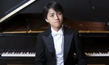 デビュー10周年、牛田智大の新作『ショパン・リサイタル2022』発売決定