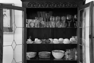 2ページ目)中原ひとみさんが『徹子の部屋』に出演。最愛の夫との別れを語る。パーキンソン病を発症した夫・江原真二郎の在宅介護ができたのはマンションだからこそ 夫が施設に入所、初のひとり暮らしの心細さを埋めるのは、夫とのテレビ電話と娘家族