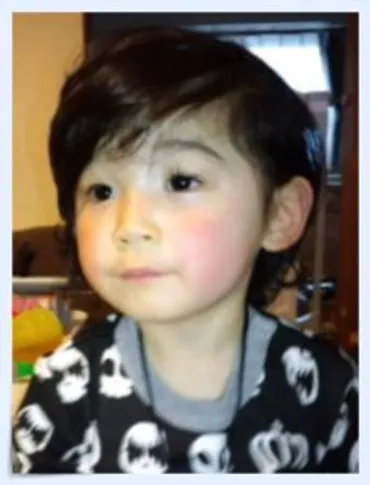 竹内結子さんの長男、太郎さんの現在。大学は？家族との関係は？(詳細情報)竹内結子さんの長男、太郎さんの現在。家族と歩む、その軌跡。