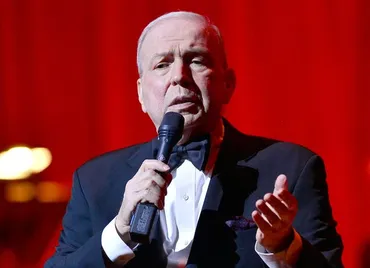 フランク・シナトラJr.の死、父との絆と音楽への情熱…その生涯を振り返る？フランク・シナトラJr.、72歳で逝去。音楽一家の宿命と、父への想い。