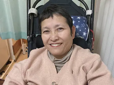 介護と100均活用術：ムリンズ・由美子の挑戦と、役立つアイテム紹介（？マーク）介護現場で役立つ100均アイテムと、ムリンズ・由美子の挑戦