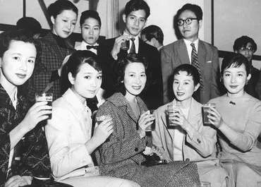 あのころ>岸恵子さん渡仏仏映画監督と結婚