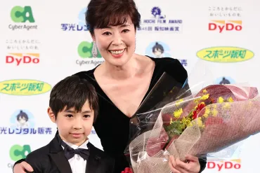 寺島しのぶ 異例の歌舞伎出演！戦友・猿之助逮捕で決意した愛息 ...