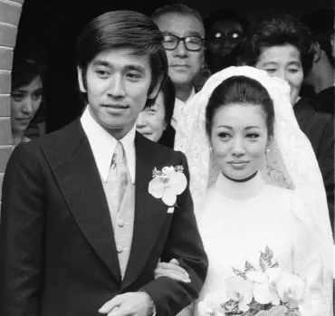 石坂浩二の軌跡：結婚、離婚、再婚、現在？浅丘ルリ子との結婚と離婚、そして再婚。石坂浩二の人生を振り返る。