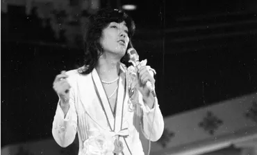 沢田研二(ジュリー)の軌跡を辿る！華麗なる音楽人生と、時代を彩った魅力とは？昭和を駆け抜けたスーパースター、沢田研二の知られざる素顔