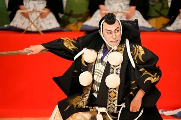 十三代目市川團十郎白猿、通算300回目となる弁慶役を披露 歌舞伎座『十一月吉例顔見世大歌舞伎』昼の部『勧進帳』 