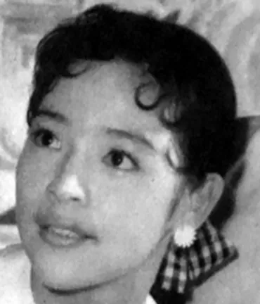 黛ひかる～宝塚から銀幕へ、そして山崎努との人生～？黛ひかる：華麗なる舞台と激動の人生