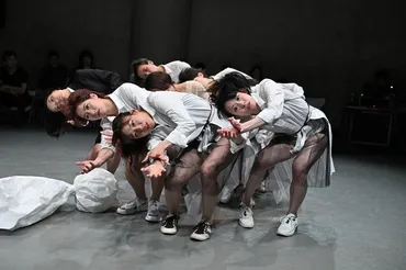 マドモアゼル・シネマ新作公演『彼女の椅子(仮)』が高橋ブランカと村雲敦子を迎え上演決定 