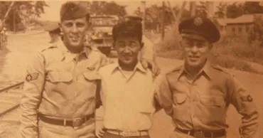 埋もれた記憶・朝鮮戦争年:朝鮮戦争で銃を取った日本人語り継がれぬ体験「怖かった」記憶する妻