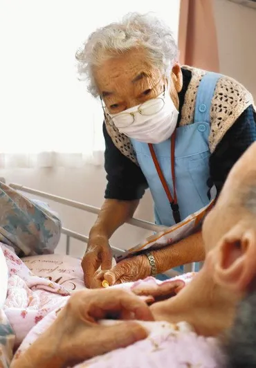 歳輝く現役看護師手際良く優しい声掛け津の池田さん、若い同僚の励みに：東京新聞デジタル