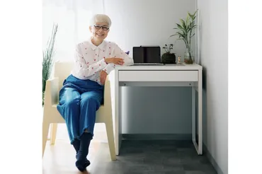 ロコリさん流！70代からのプチプラファッション術とは？年齢を重ねても輝く秘密を探る？70代ユーチューバー・ロコリさんの自由で豊かな暮らし
