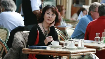 徹子の部屋』出演の岸惠子さん「女子高生でデビューし、女優の絶頂期にフランス人監督・イヴ・シャンピと結婚。スターの身分を捨て、ただ世界を見てみたかった」〈前編〉私の人生を大きく変えた、3つの節目