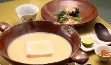 きょうの料理】あつあつ豆腐の白みそ椀の作り方。栗原はるみのキッチン日和。