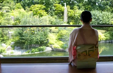 波乃久里子の家系図!蕎麦屋や学歴も調査!まーちゃまや幻の結婚相手は?