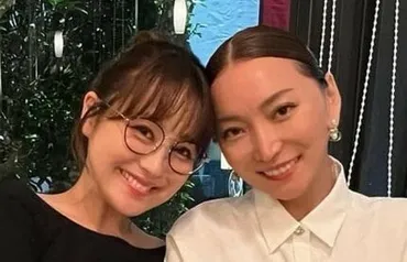 鈴木奈々 】 「加藤綾菜ちゃんと加藤茶さんとロイヤルホストに行ってきましたー」 豪華料理を前に笑顔