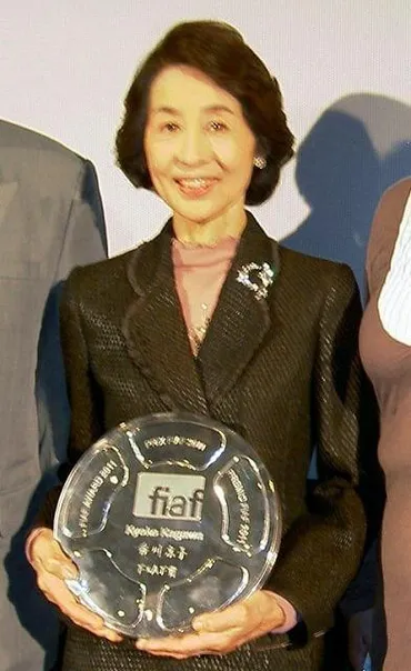 香川京子、アジア女優初のFIAF賞受賞に「申し訳ない」 : 映画ニュース