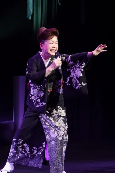 中村美律子が約9カ月ぶりに単独コンサート。「人情と根性でコロナをぶっ飛ばせ!」